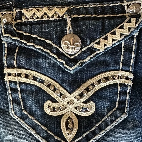 Elaina Boot RR Jeans - Picture 2 of 13